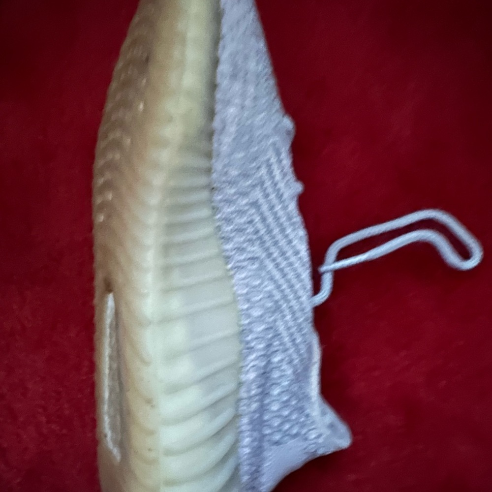 Yeezy boost - Picture 3 of 4
